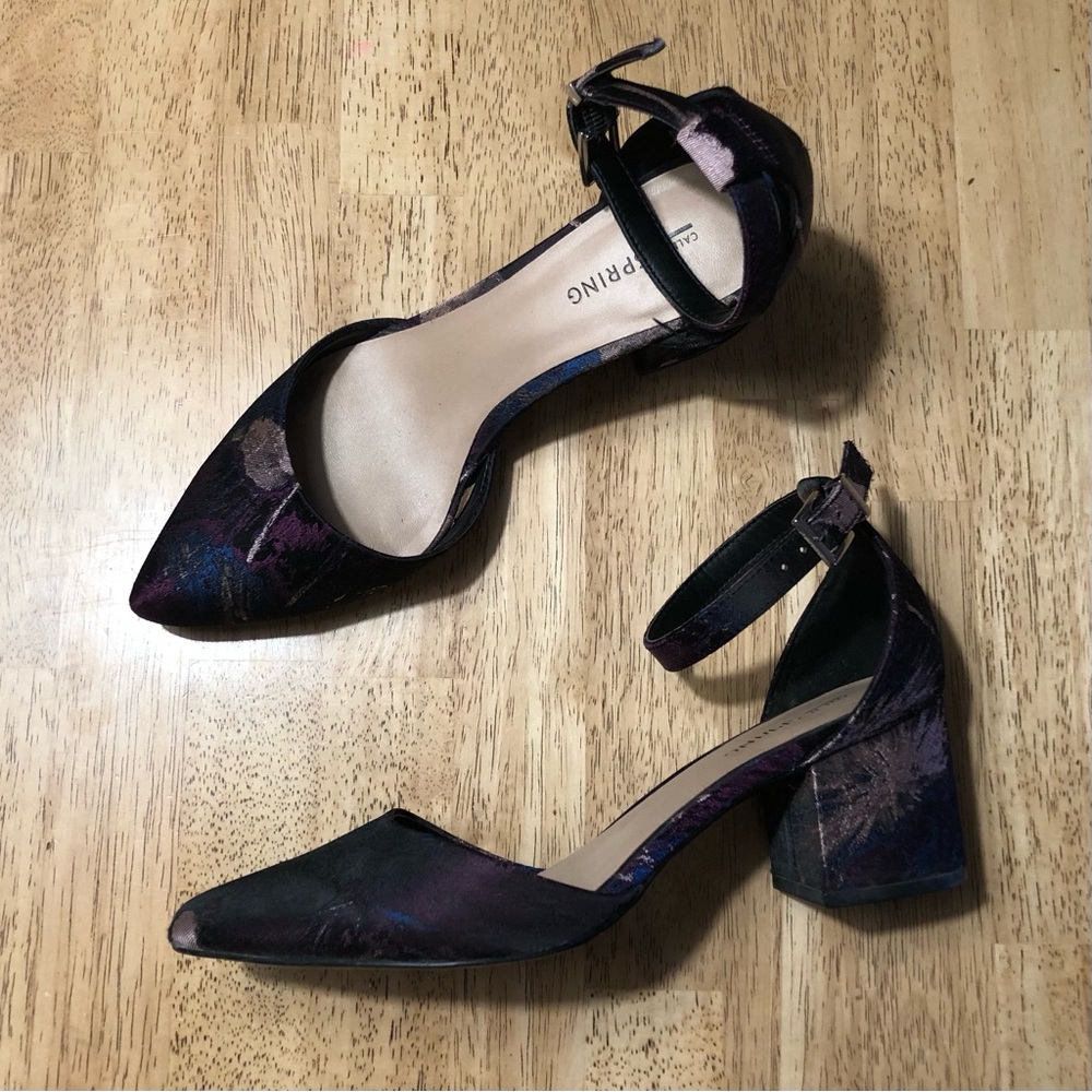Call It Spring Chunky Heeled Pumped With Ankle Strap - Size 6.5